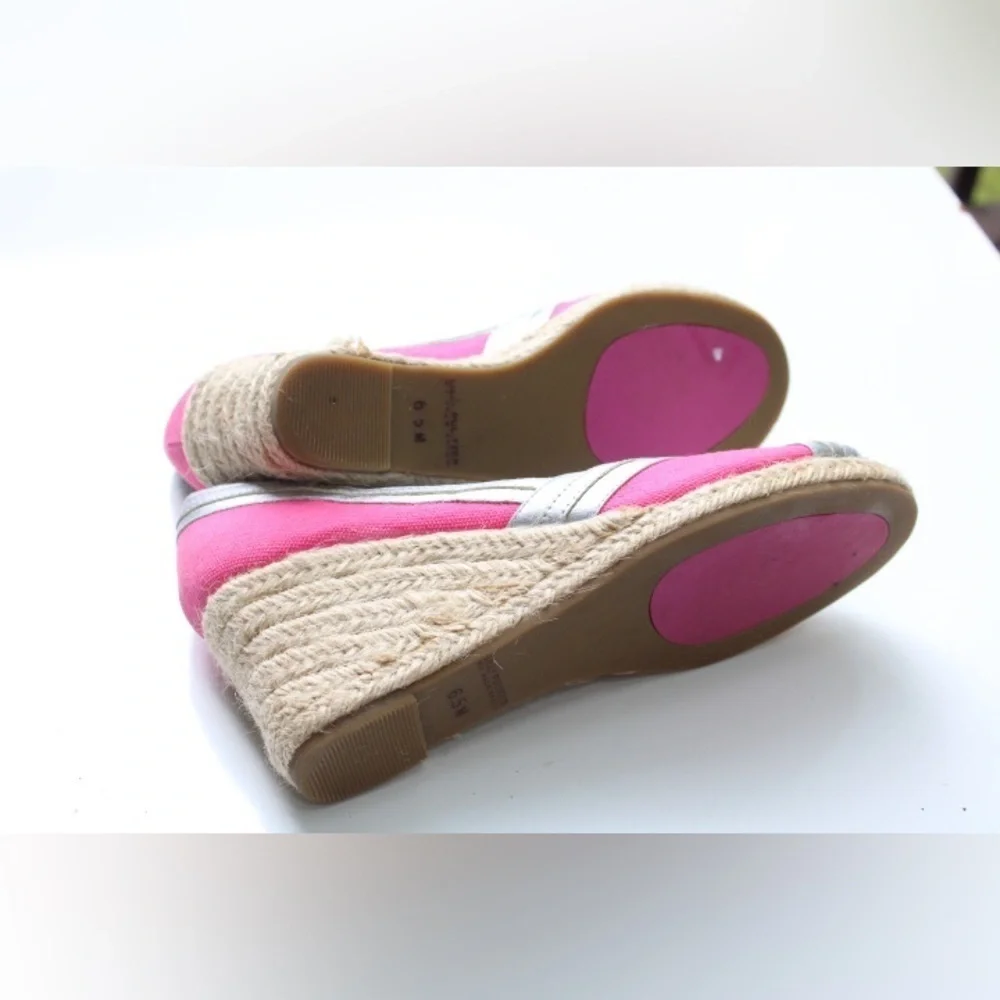 Lilly Pulitzer peep toe wedges